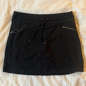 Athleta Metro Skort Size Medium